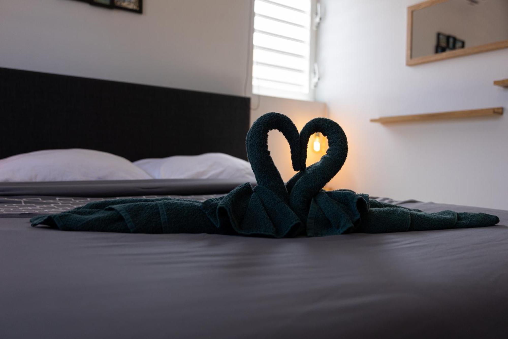Av Curacao - Centrally Located Spacious Apartment วิลเลมสตัด ภายนอก รูปภาพ
